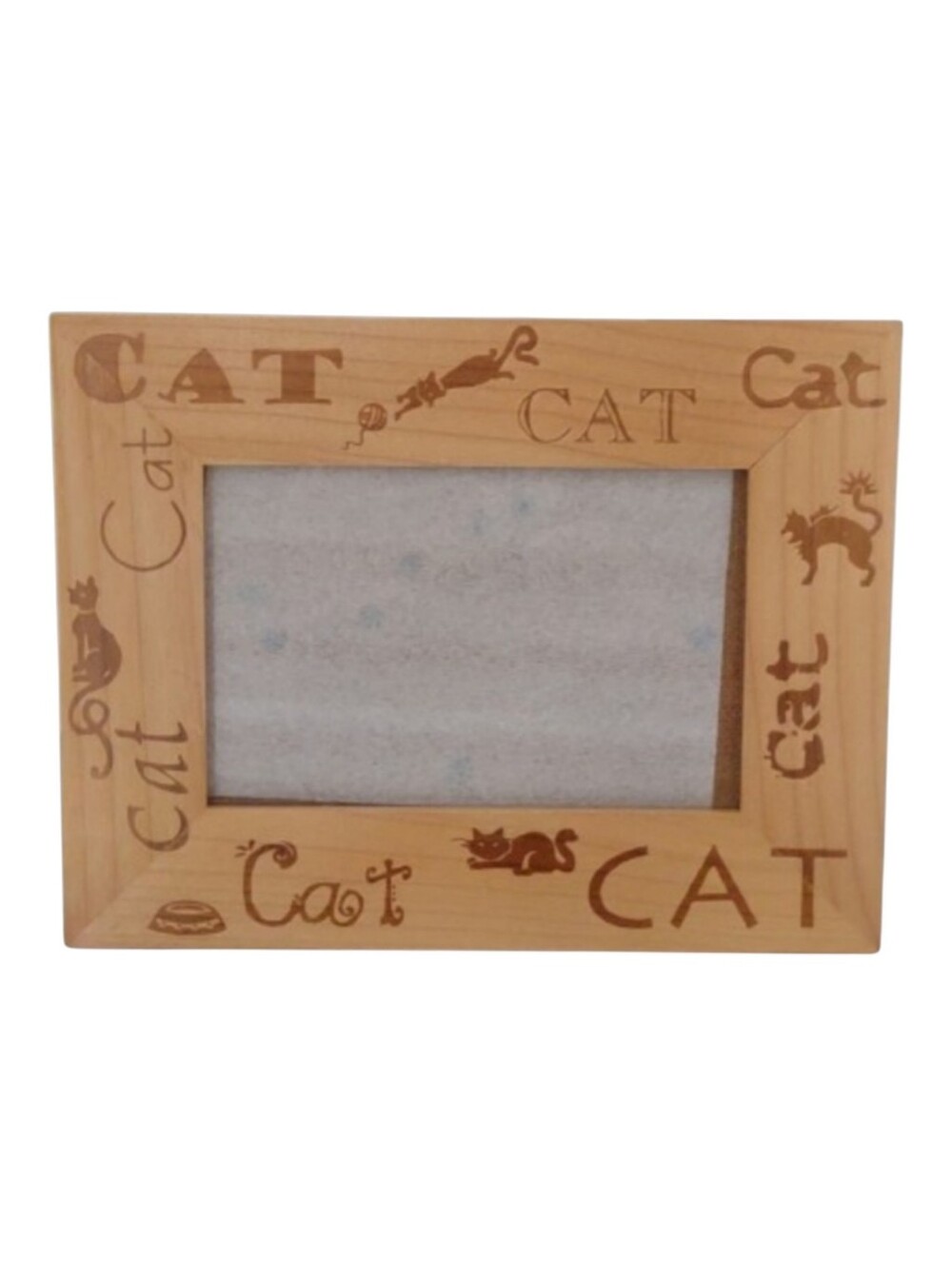 Vintage Malden 4x6 Wooden Cat Picture Frame Engraved Feline Decor